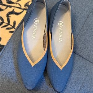 VIVAIA Blue and Tan Women's Flats